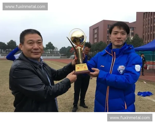 湖南大学足球联赛：推动校园体育发展 激发大学生体育热情与竞争力